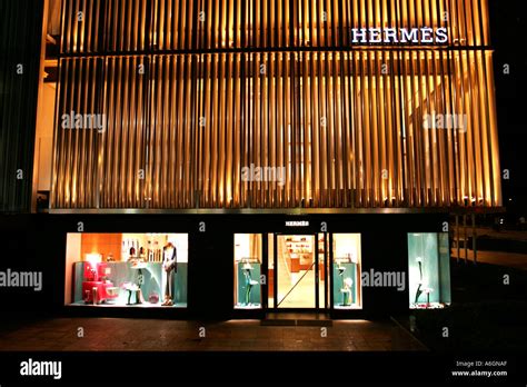 hermes cheaper hong kong singapore|hermes singapore official website.